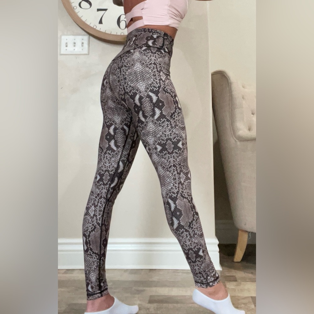Colorfulkoala leggings snake print